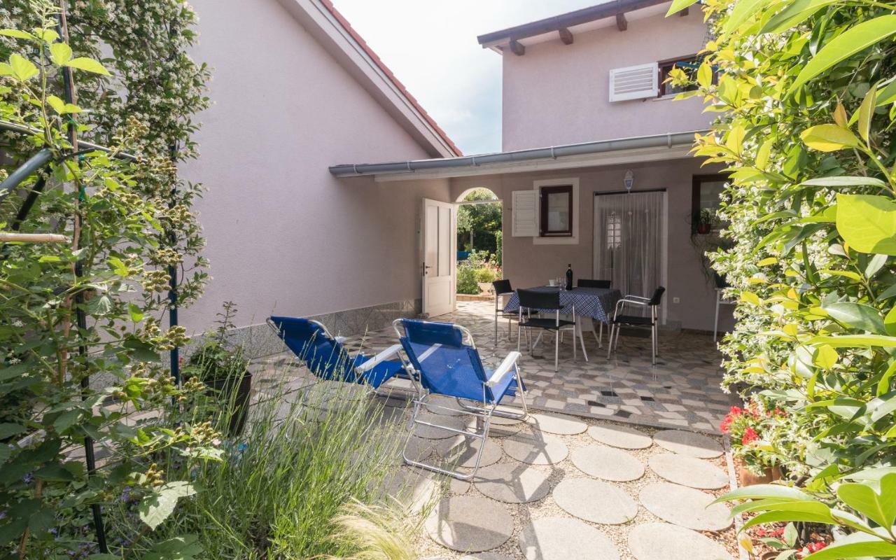 Holiday Home Nadia Pula Luaran gambar