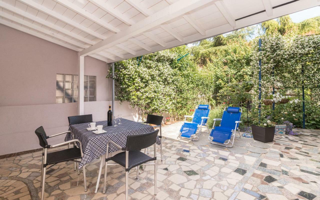 Holiday Home Nadia Pula Luaran gambar
